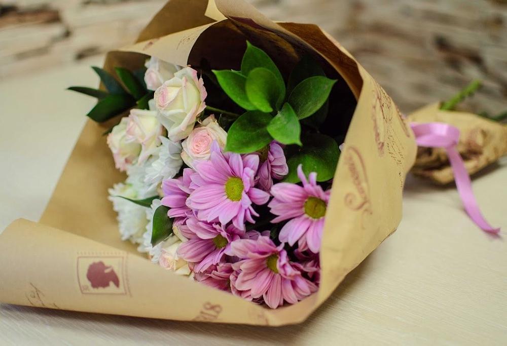 Букет цветов из: Розы и Хризантемы в Перми