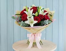 Букет цветов из:  Лилии и Розы #REPLACE_PRED# Перми