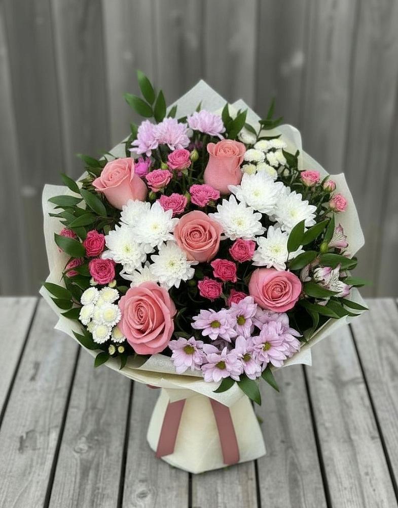 Букет цветов из: Альстромерии, Гвоздики, Розы и Хризантемы в Перми
