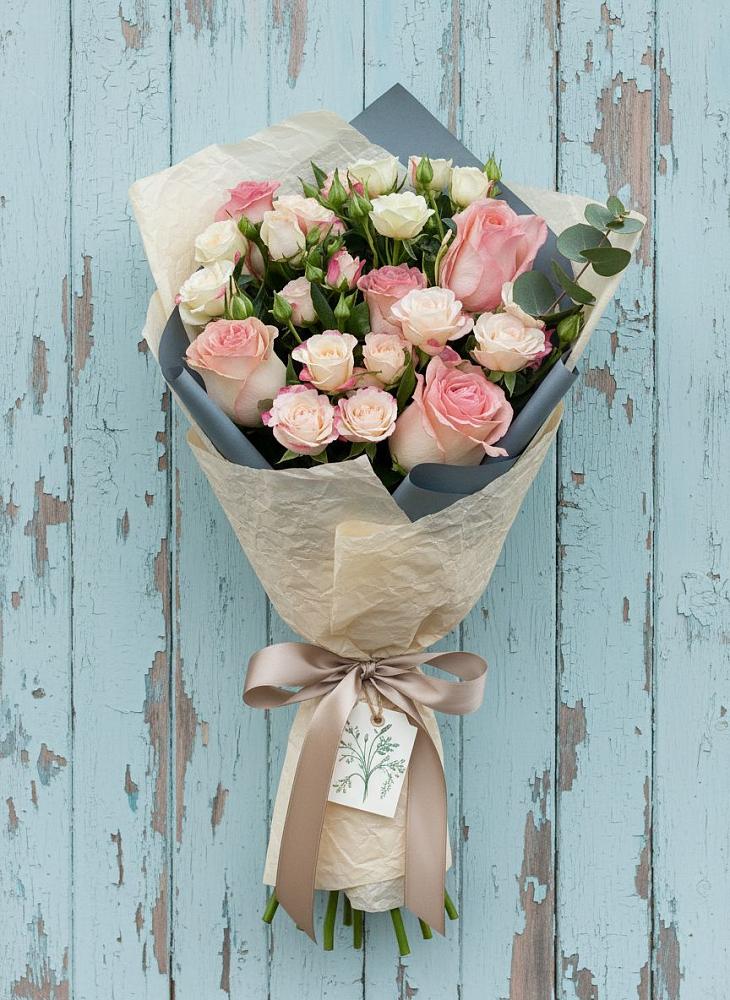 Букет цветов из: Розы в Перми