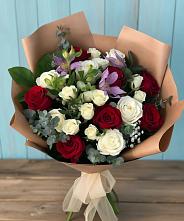 Букет цветов из:  Розы и Альстромерии в Перми