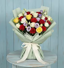 Букет цветов из:  Розы в Перми