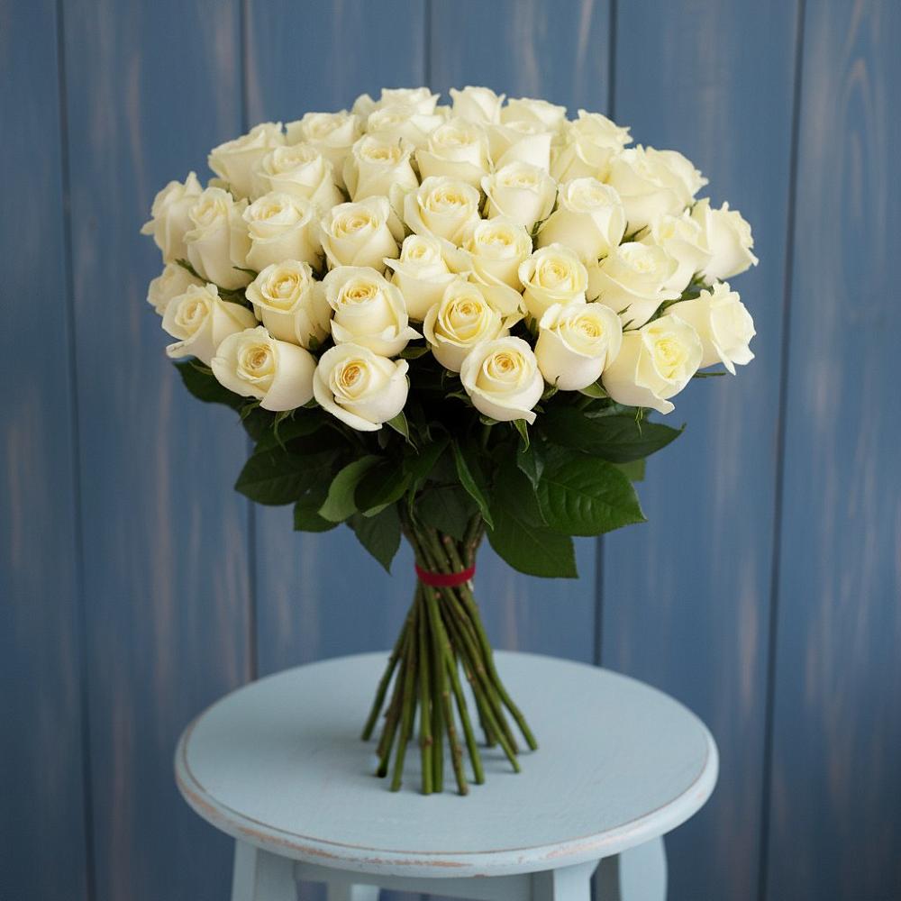 Букет 51 Белая роза Эдлесс Лав в Перми