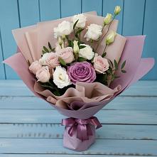 Букет цветов из:  Розы и Лизиантусы в Перми