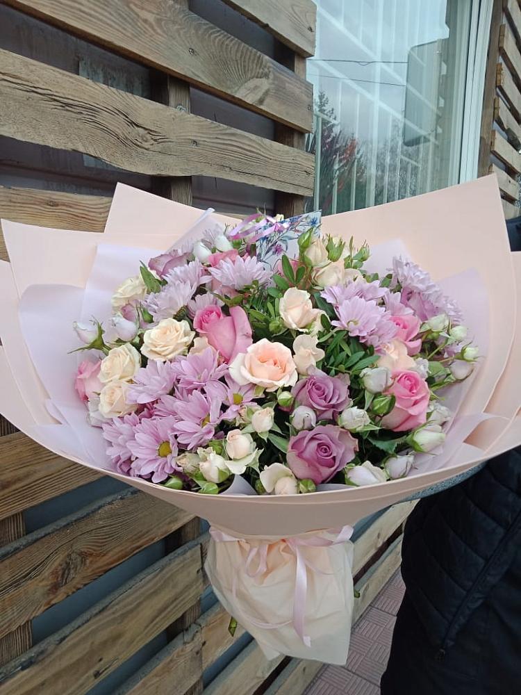 Букет цветов из: Розы и Хризантемы в Перми