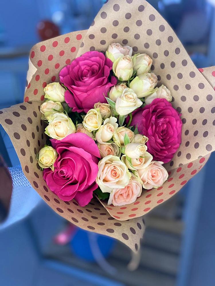 Букет цветов из: Розы в Перми