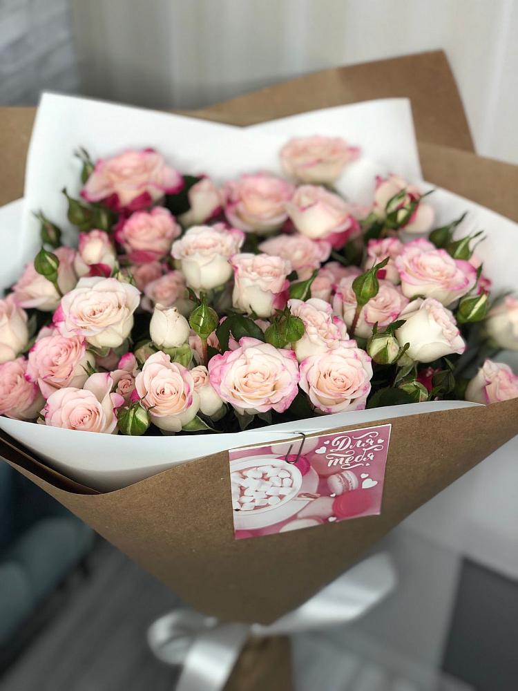 Букет цветов из: Розы в Перми