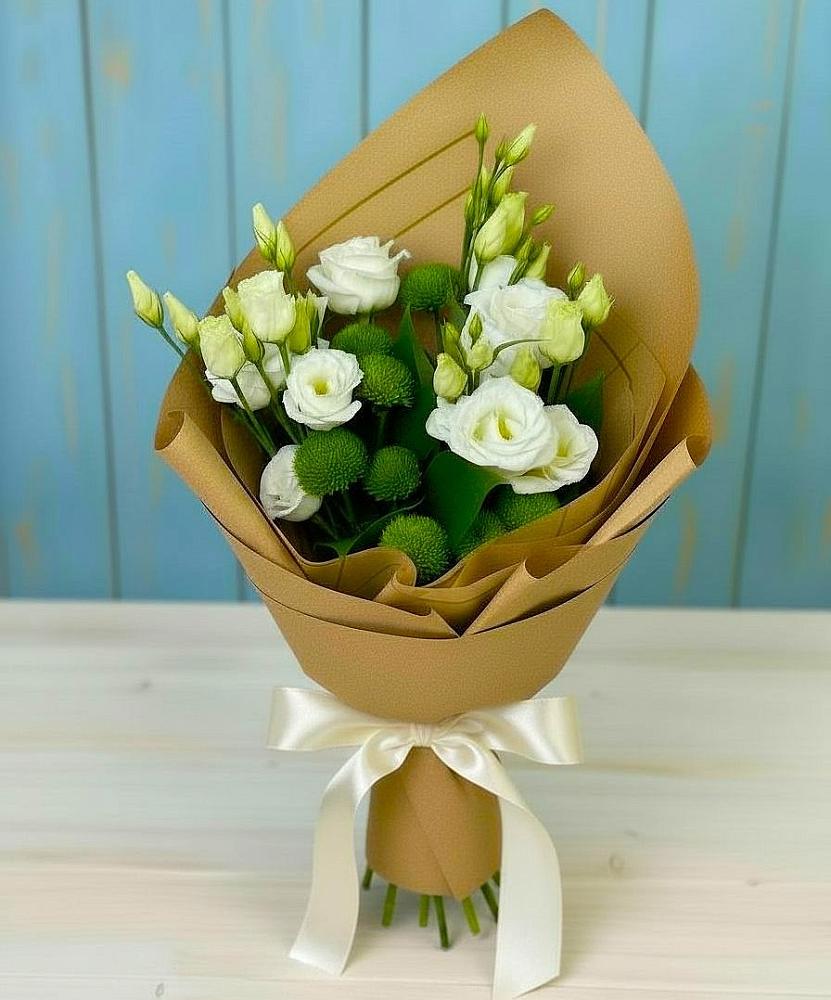 Букет цветов из: Хризантемы и Лизиантусы в Перми