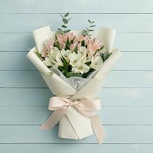 Букет цветов из:  Альстромерии в Перми