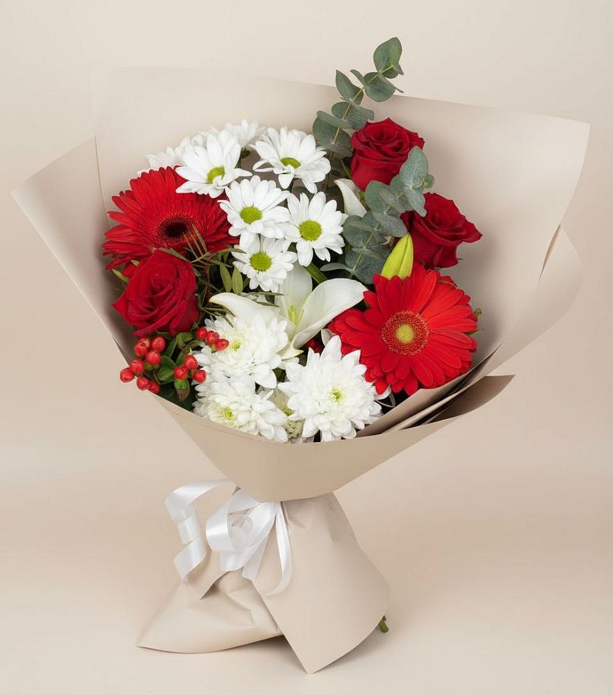 Букет цветов из: Розы, Хризантемы, Герберы и Лилии в Перми