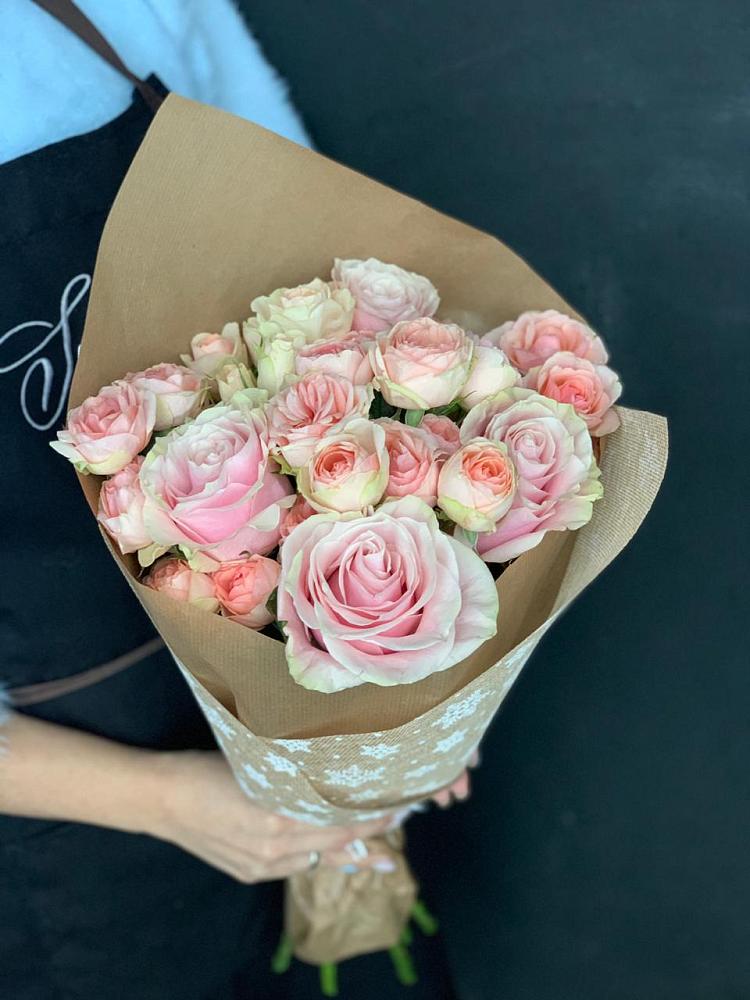 Букет цветов из: Хризантемы и Розы в Перми