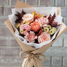 Букет цветов из:  Гвоздики, Хризантемы и Розы в Перми