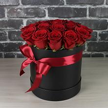 Цветочная композиция из Розы в шляпной коробке в Перми