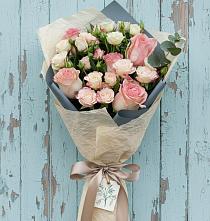 Букет цветов из:  Розы в Перми