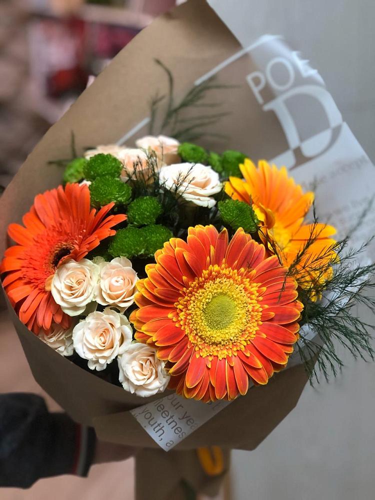 Букет цветов из: Герберы, Хризантемы и Розы в Перми