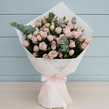 Букет цветов из:  Розы в Перми