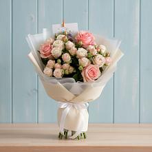 Букет цветов из:  Розы в Перми